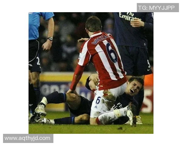 足球明星因踢球意外断腿的悲惨经历与复出之路